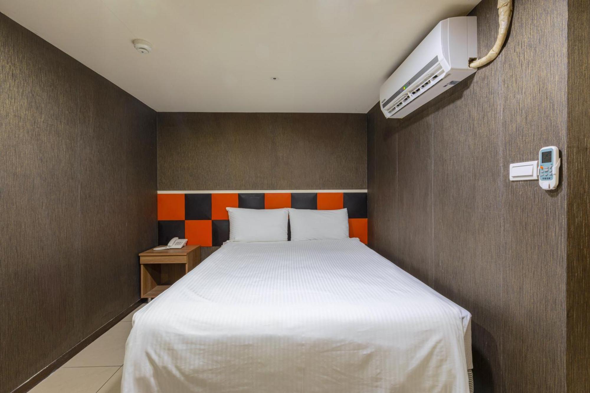 E Lim Hotel Zhongli Room photo